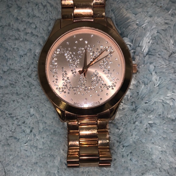 Diamond rose gold Michael kors watch - Picture 2 of 4